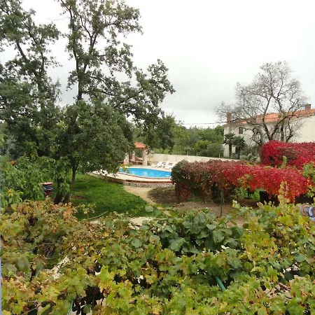 Feriehus House Helena Valtura